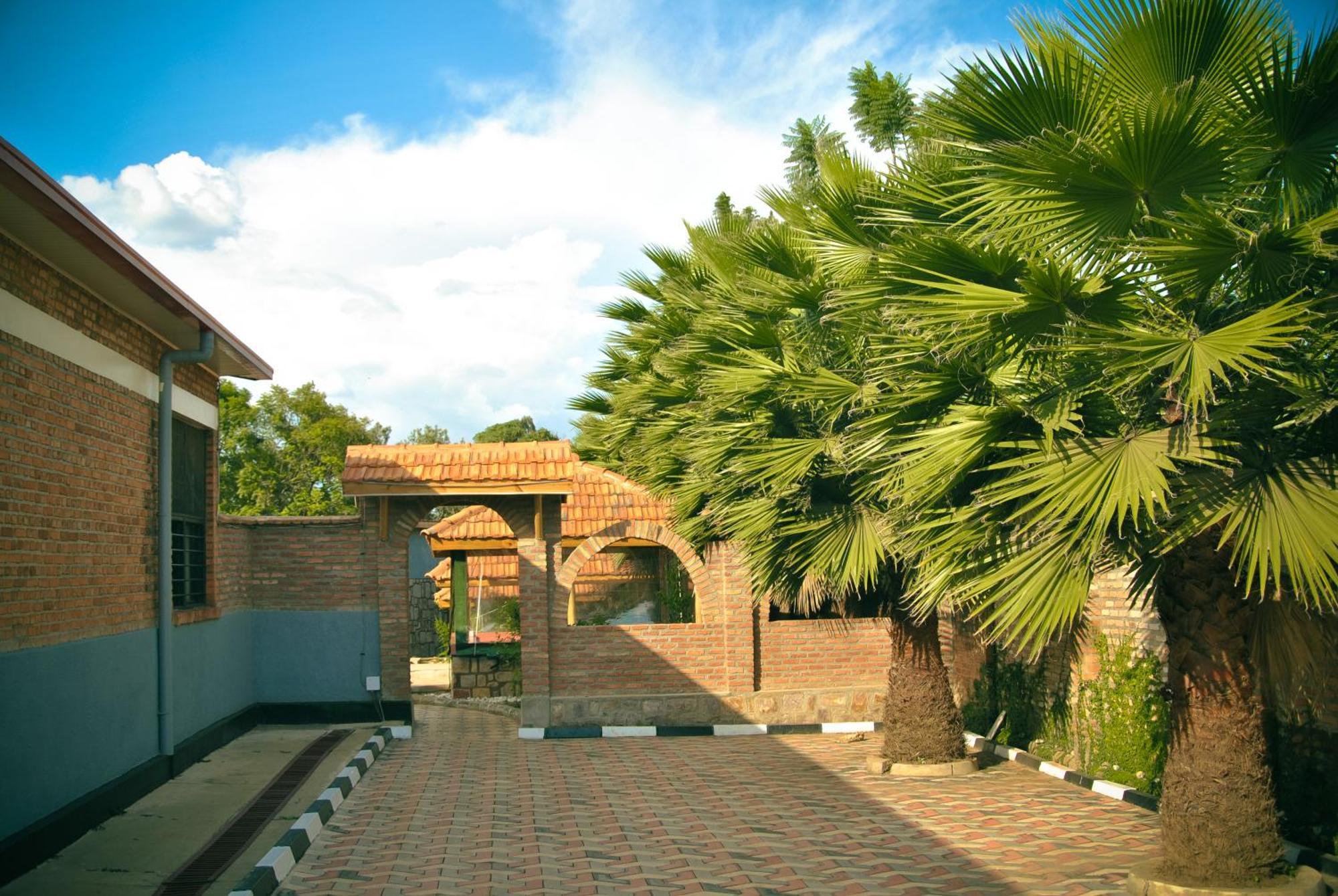 Centre Saint Vincent Pallotti Кигали Екстериор снимка